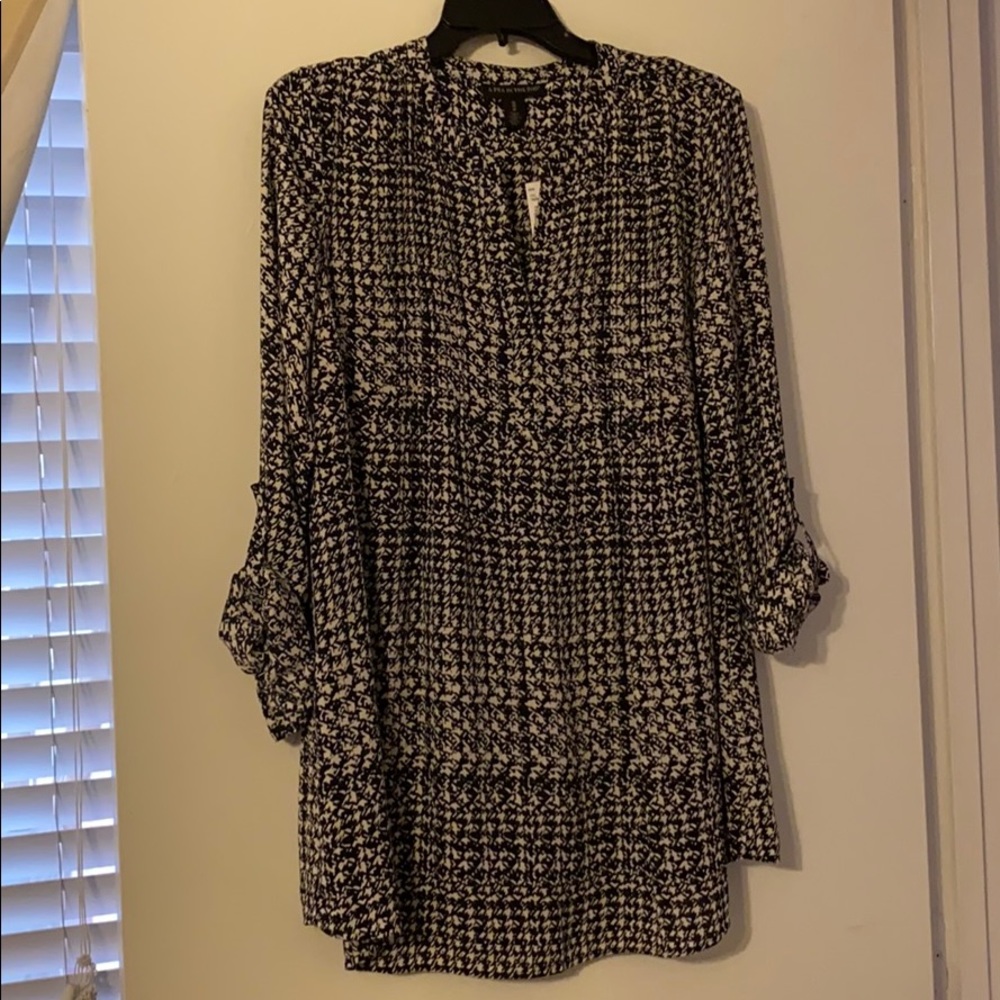 Blouse, A Pea in the Pod NWT, flowy, convertible